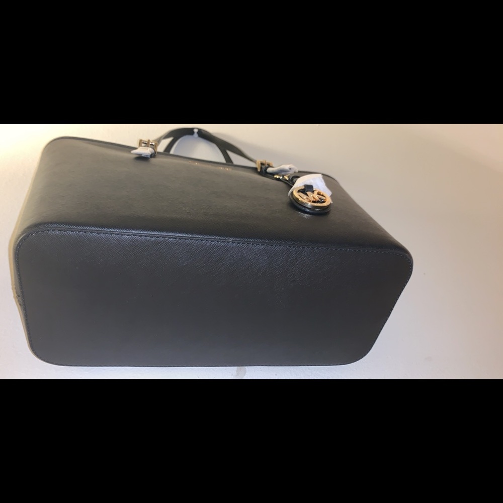 Michael Kors Jet Set Travel Black Saffiano Leather - Picture 7 of 8